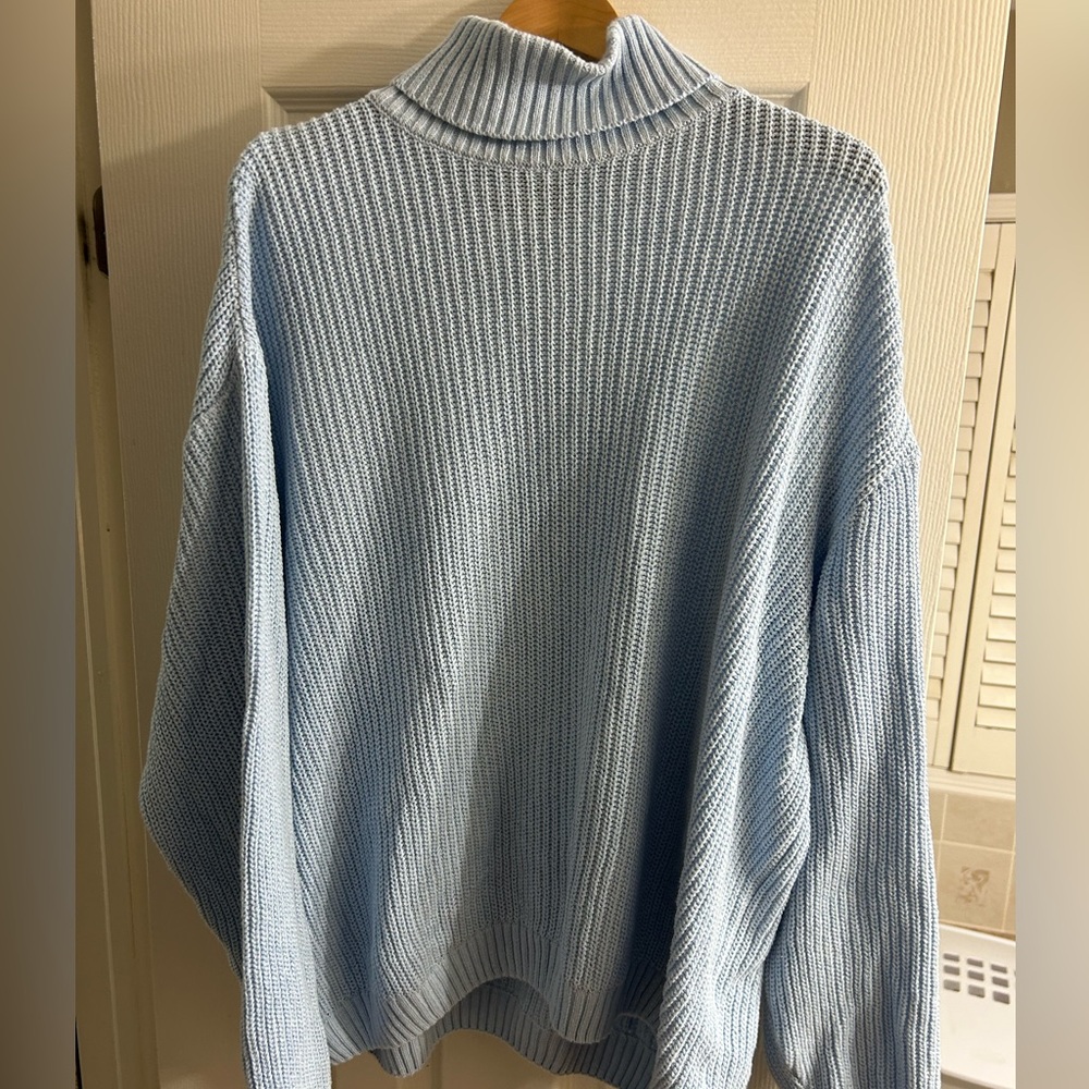 Excellent condition 
Unisex sweater